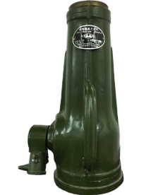 是誰卡住了液壓千斤頂的脖子