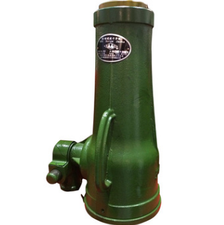 怎么使用機械千斤頂才不傷汽車底盤